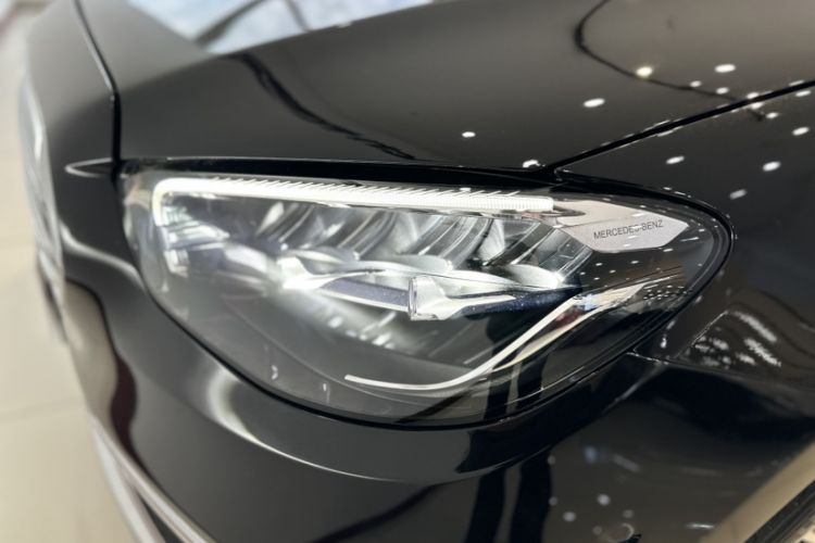 Used Mercedes-Benz E-Class 2023 Updated E 300 L Fashion Edition
