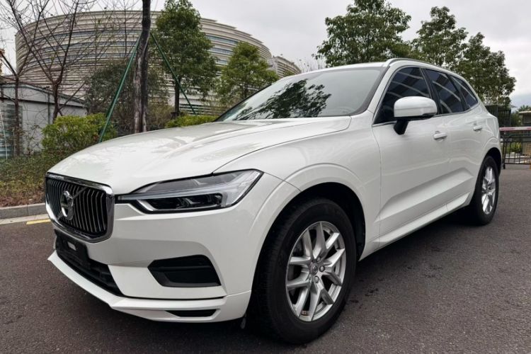 Used Volvo XC60 2019 T5 4x4 Smart Edition China VI Standard