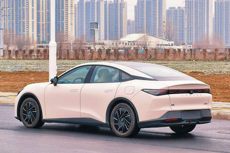 Used ARCFOX Alpha S5 2024 560PRO 185kW