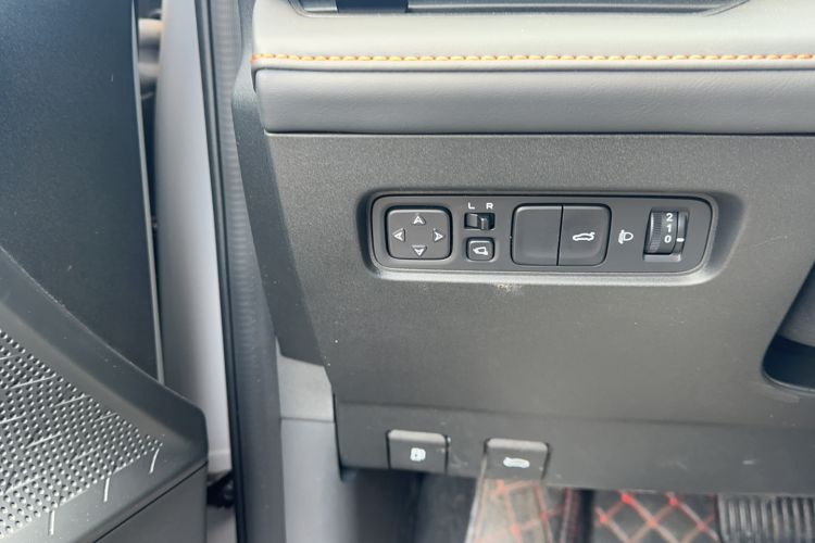 Used CHANGAN UNI-V 2023 1.5T Prestige Model
