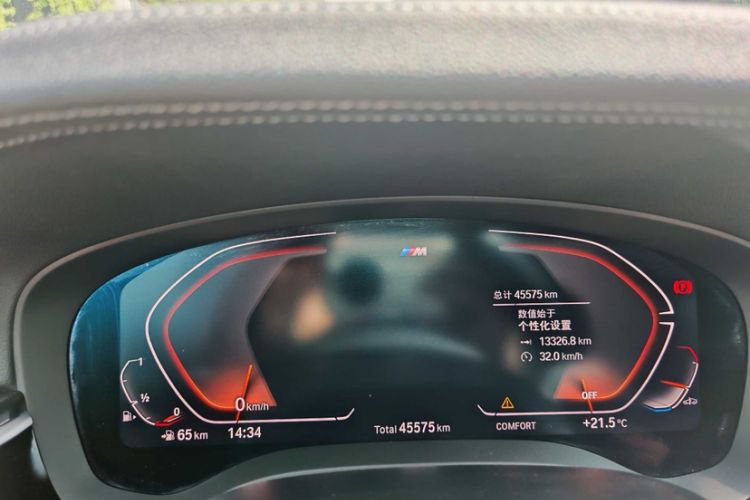 Used BMW 5 Series 2022 Second Facelift 525Li M Sport Package Odometer Close Up