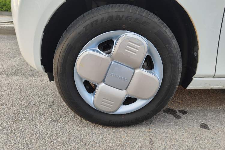 Used Geely Galaxy Panda 2024 Panda Mini 200km Endurance Bear Exterior 7