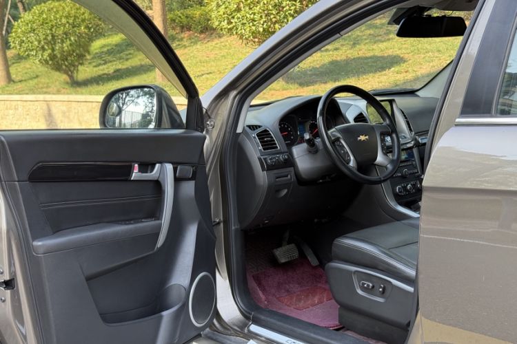 Used Chevrolet Captiva 2017 2.4L Two-Wheel Drive Luxury Edition 7 Seats