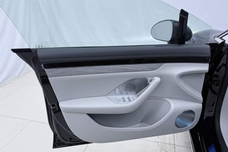 Used Hima Luxeed S7 2024 Pro Model
