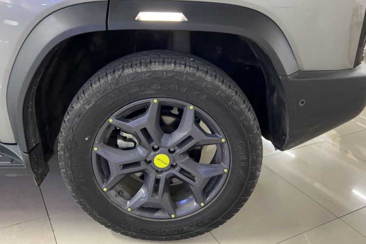 Used JETOUR Traveler 2023 2.0T All-Wheel Drive CrossPRO+ Exterior 2