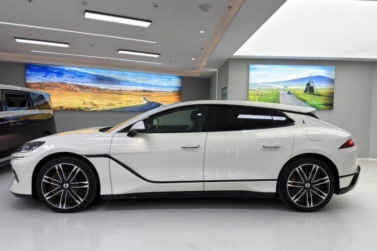 Used Denza Z9GT 2024 1100 Four-Wheel Drive Ultra Version Exterior 6