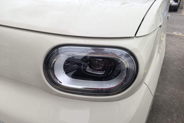 Used Wuling Hongguang MINIEV 2024 3rd Generation 215km Advanced Version