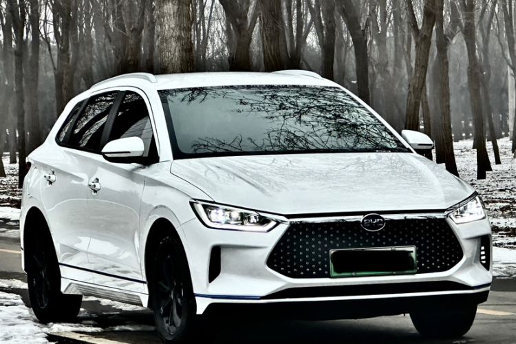 Used BYD e2 2021 Luxury Model Exterior 2