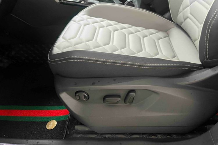 Used Volkswagen Tayron 2023 330TSI Two-Wheel-Drive Luxury Plus Advanced Version