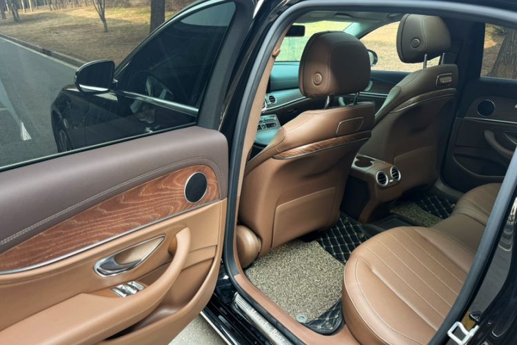 Used Mercedes-Benz E-Class 2019 E 300 L Stylish Model
