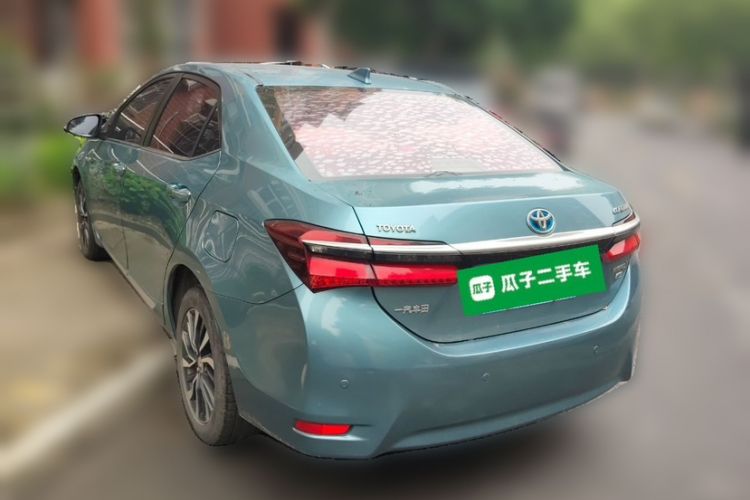 Used Toyota Corolla 2016 Dual-Engine 1.8L E-CVT Elite Edition