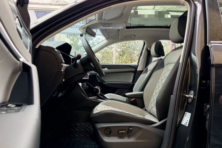 Used Volkswagen Tayron 2024 330TSI Two-Wheel Drive Luxury Plus Advanced Version