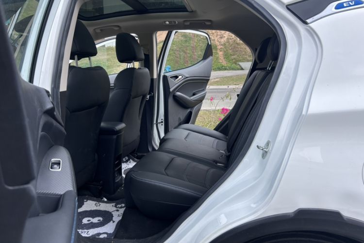 Used BYD Yuan New Energy 2018 EV360 Smart Connected Cool Model