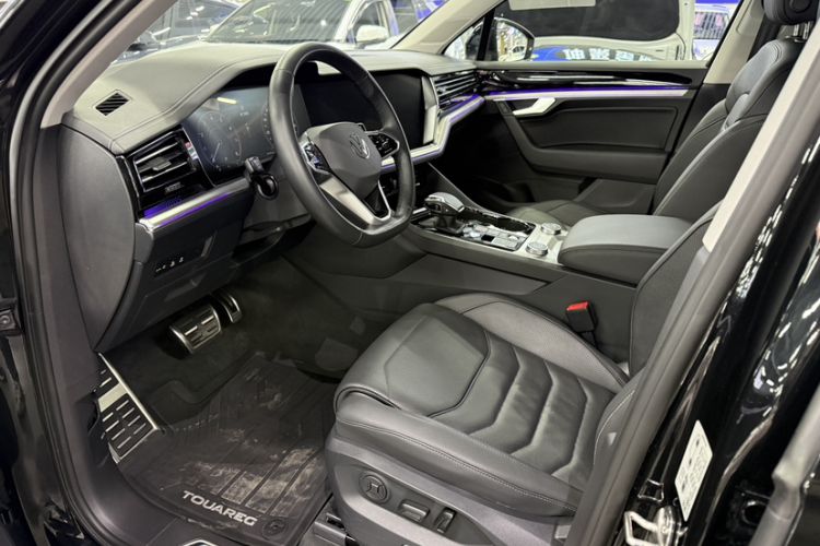 Used Volkswagen Touareg 2023 3.0 TSI Luxury Edition Obsidian Black Sport Package