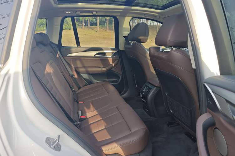 Used BMW iX3 2021 Updated Leading Type Interior 7