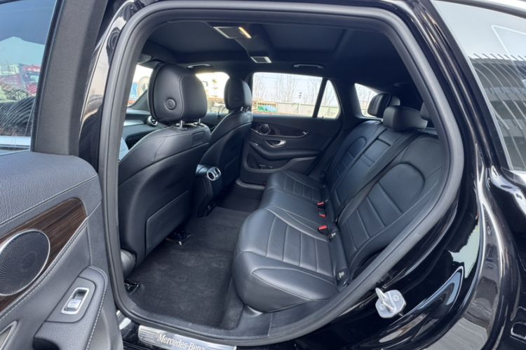 Used Mercedes-Benz GLC 2019 GLC 260 L 4MATIC Luxury Model