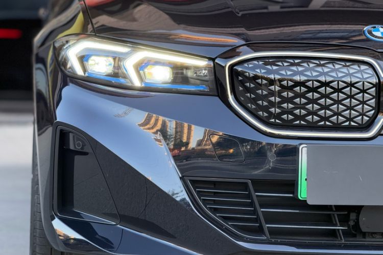 Used BMW i3 2025 eDrive 40 L Midnight Sports Package