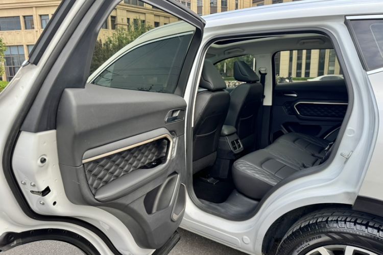 Used Haval H6 2020 1.5 GDIT Automatic Platinum Champion Edition Interior 9