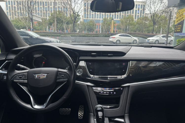 Used Cadillac XT6 2021 28T Seven-Seater Luxury Version
