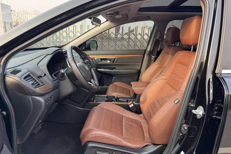 Used Honda CR-V 2021 240TURBO CVT 2WD Fashion Edition
