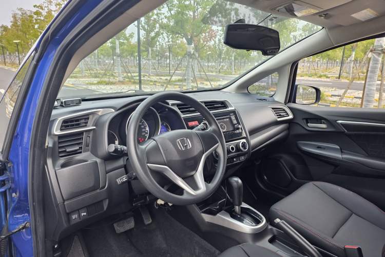 Used Honda Fit 2014 1.5L SE CVT Fashion Model