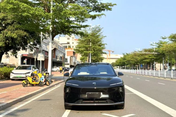 Used Nio ET9 2025 100kWh Signature Edition Exterior 4