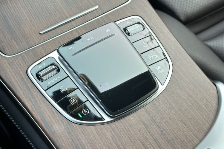 Used Mercedes-Benz GLC 2021 GLC 300 L 4MATIC Dynamic Model Interior 4