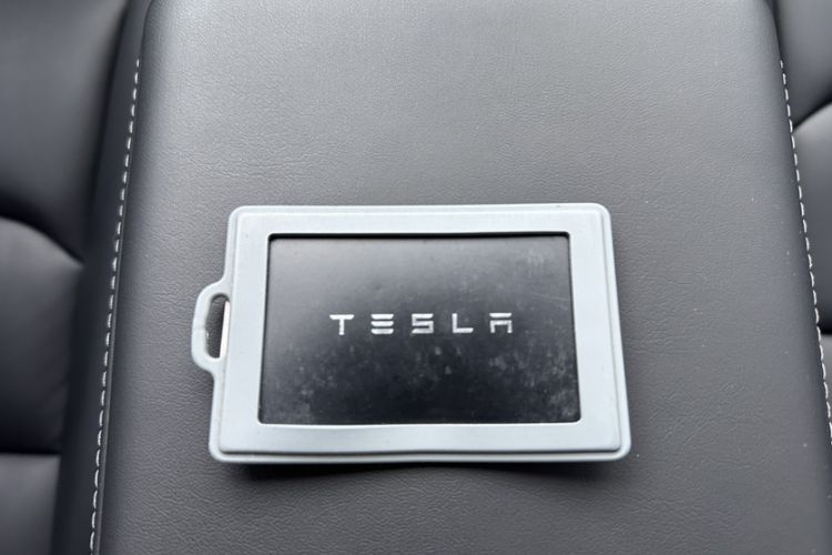 Used Tesla Model Y 2021 Long-Range All-Wheel-Drive Version