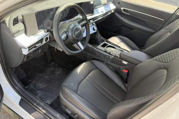 Used Hyundai Sonata 2024 1.5T Pro
