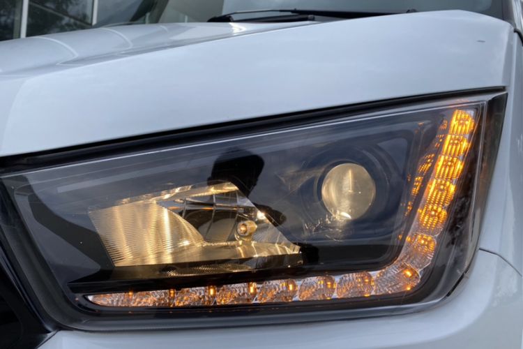 Used JMC Transit 2021 2.8T Space King Taurus Short Wheelbase Mid-Height 3-Seater Diesel Euro VI JX493