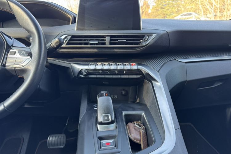 Used Peugeot 5008 2017 380THP 7-Seater Elite Edition