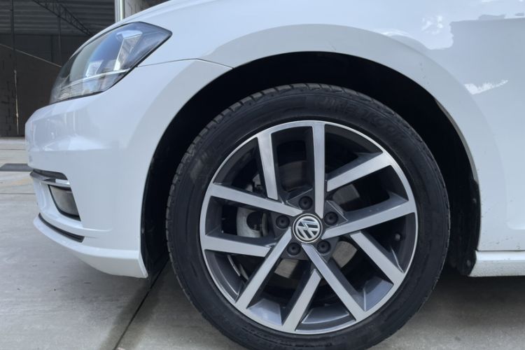 Used Volkswagen Golf 2020 Zhiai Edition 280TSI DSG Luxury Model Exterior 6