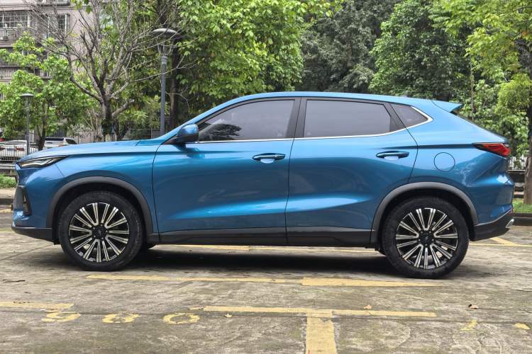 Used CHANGAN OSHAN X5 2021 1.5T DCT Prestige Edition Exterior 6