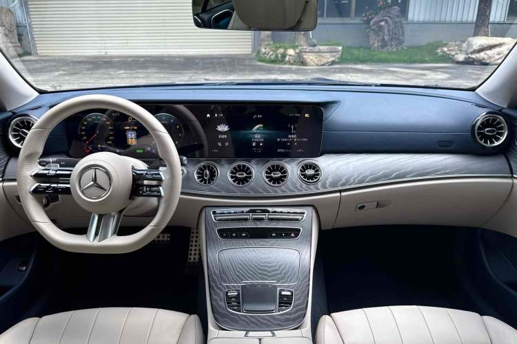 Used Mercedes-Benz E-Class (Import) 2021 E 260 Coupe
