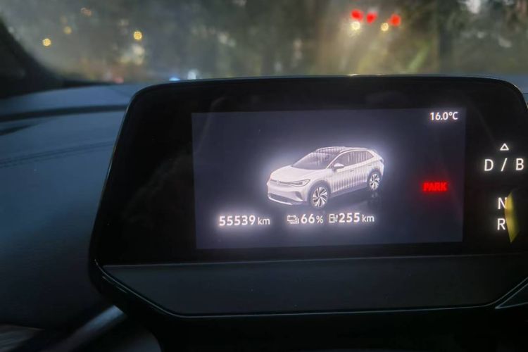 Used Volkswagen ID.4 CROZZ 2022 Pure Edition Limited Edition Odometer Close Up