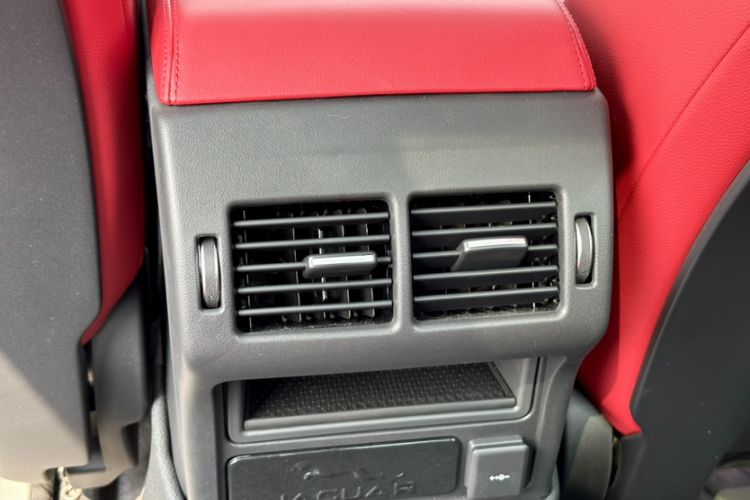 Used Jaguar XEL 2023 2.0T 250 PS R-DYNAMIC S Advanced Sport Edition
