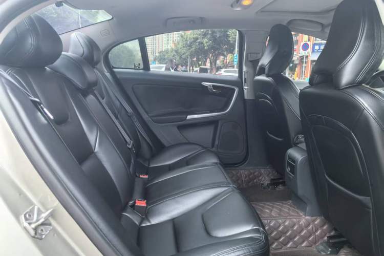 Used Volvo S60 2014 S60L 2.0T Intelligent Upgrade Edition