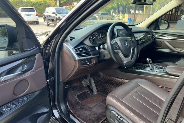 Used BMW X5 2014 xDrive35i Leading Model
