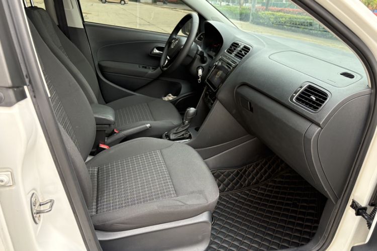 Used Volkswagen Polo 2018 1.5L Automatic Enjoyment Model Interior 4