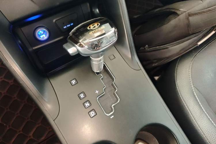 Used Hyundai ix35 2013 2.0L Automatic Two-Wheel Drive Smart GLS China IV Standard
