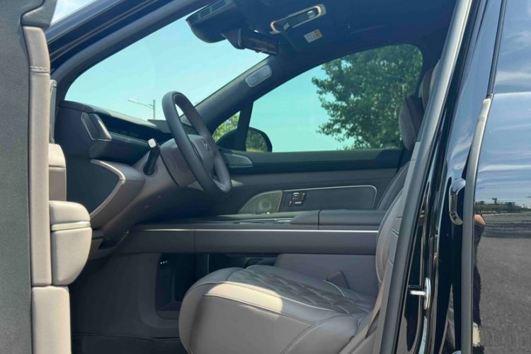 Used Nio ES8 2026 Model 6-seat Executive Luxury Edition
