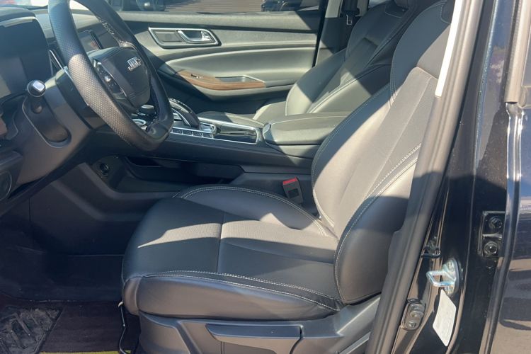 Used JMC Yuhu 9 2022 2.0T Automatic Gasoline 4x4 Comfort Edition Left Front Seat