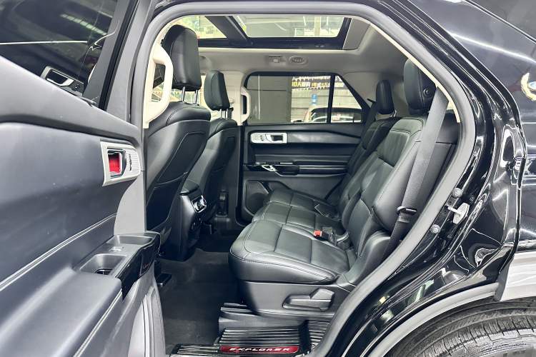 Used Ford Explorer 2020 EcoBoost 285 4x4 Titanium Edition 7-Seater