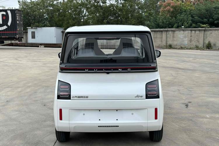 Used Wuling Air ev 2023 - Four Seats - Advanced Edition
