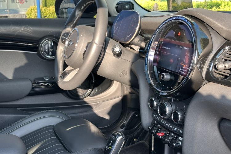 Used MINI 2023 2.0T COOPER S Artist