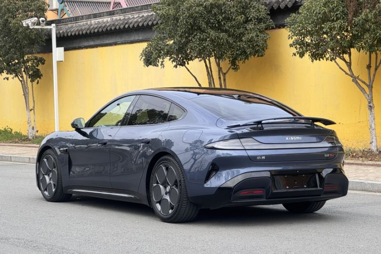 Used Xiaomi Auto SU7 2024 Four-Wheel Drive Ultra-Long Range Advanced Intelligent Driving Max Edition