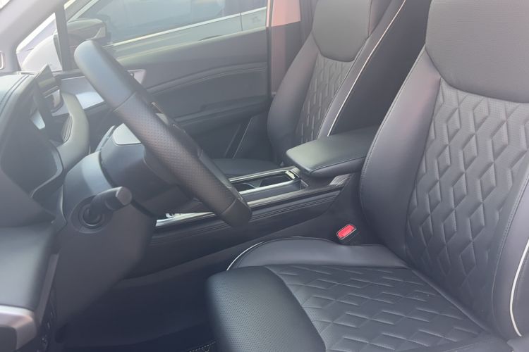 Used Wuling Jiachen 2022 1.5T CVT Deluxe Flagship Edition