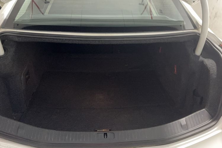 Used Cadillac XTS 2014 28T Luxury Model
