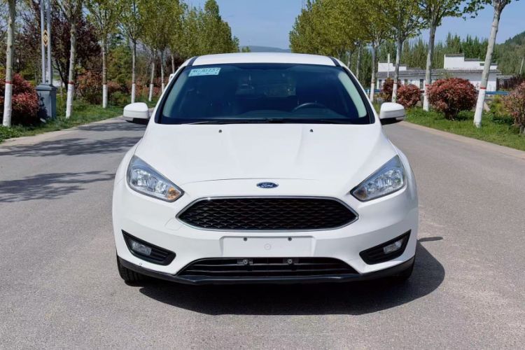 Used Ford Focus 2017 Hatchback 1.6L Automatic Comfort Plus SmartDrive Edition Exterior 4