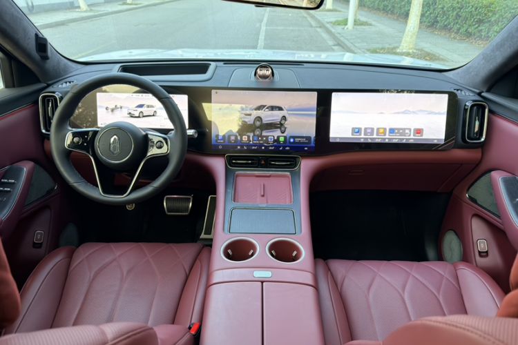 Used Hima AITO M8 2025 Extended-Range Max+ Version 53.4 kWh 5-Seater Edition